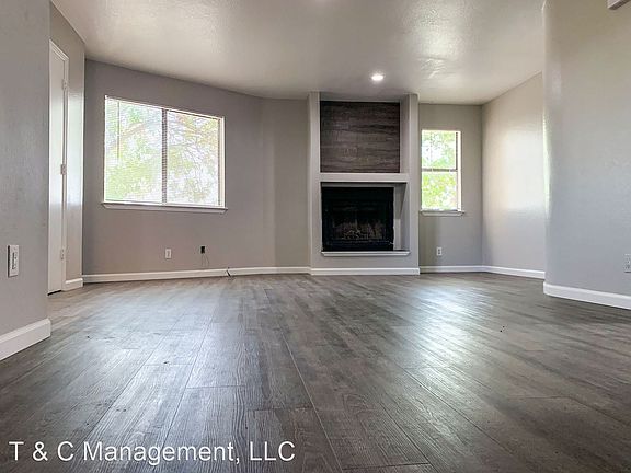 3rd image of 530-532 Tennessee St NE #532-B
