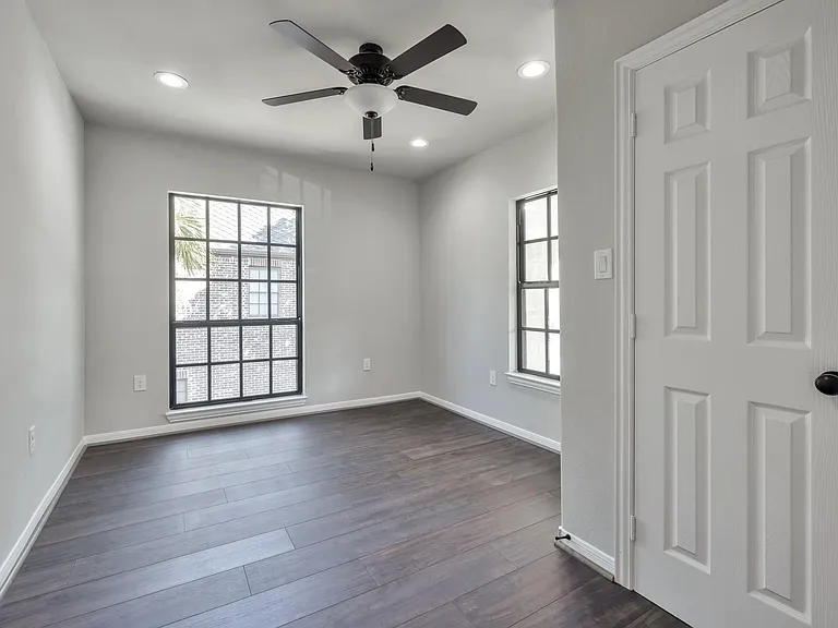 7312 Main St — Photo 21