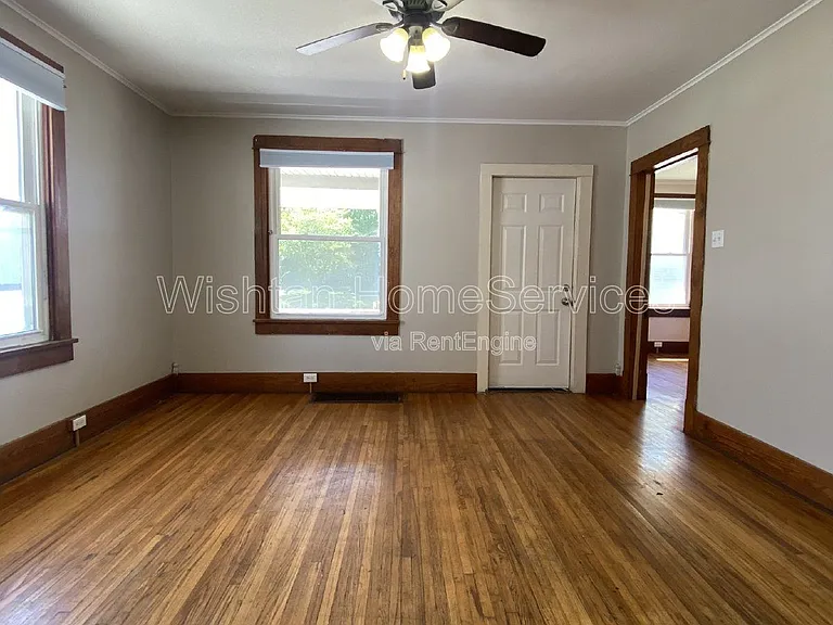 522 W Murray St — Photo 10