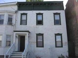 22 Cortland Pl, Albany, NY 12203