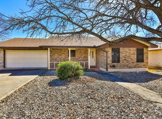 139 Stephanie Dr, Kerrville, TX 78028