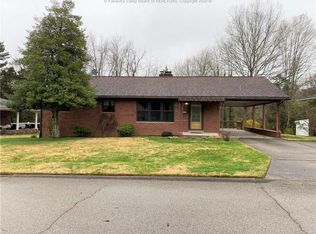 112 Winters Dr, Ripley, WV 25271