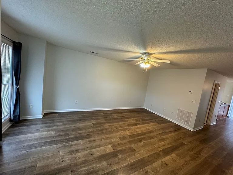 801 Merlins Way — Photo 6