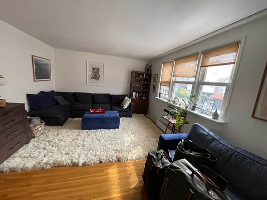 Rented by Voro, LLC | media 26