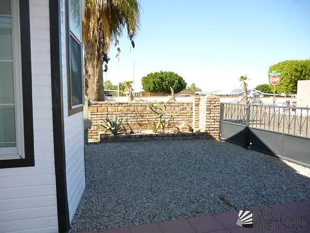 10311 E 30th Pl — Photo 19