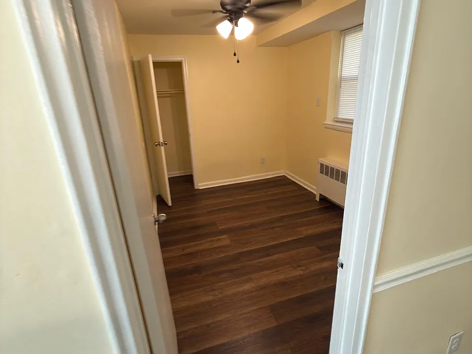 344 Van Kirk St #1