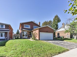 34 Craketts Ave, Toronto, ON M1S3W6