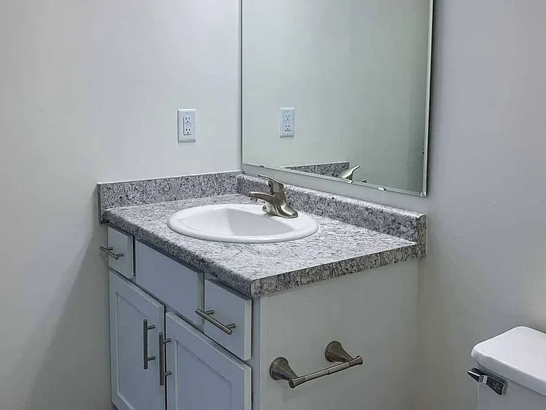 Northridge Heights Apartments — Photo 178