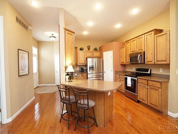 5th image of 4414 English Oak Ct