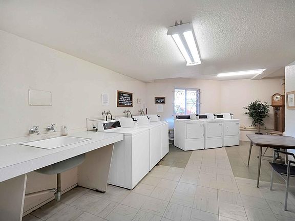 5th image of 465 Niagara St #Studio