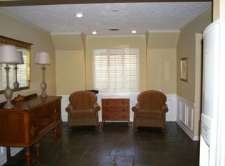 2457 E Northside Dr, Jackson, MS 39211