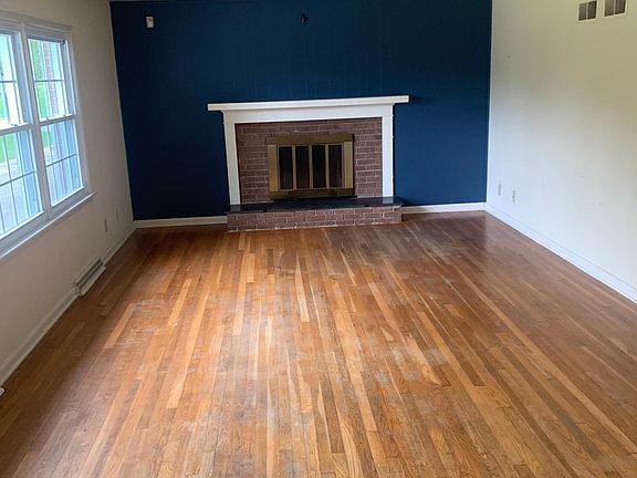 2nd image of 108 Ivy Hill Dr