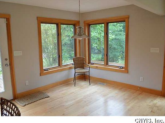 5th image of 5092 Lakewood Way
