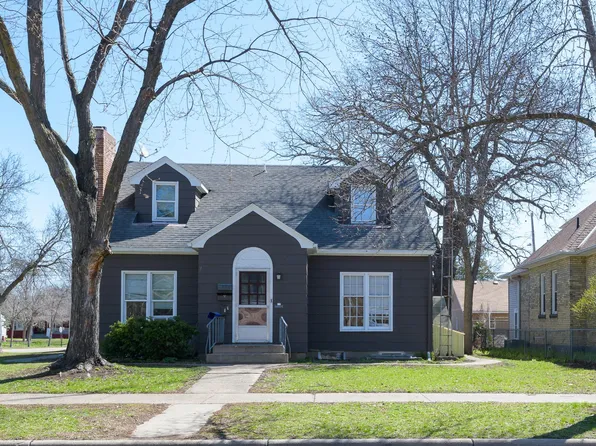 704 8th Ave S, Saint Cloud, MN 56301