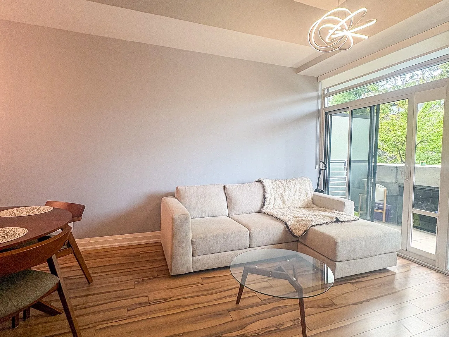 2 bed, $2,500 — Photo 4