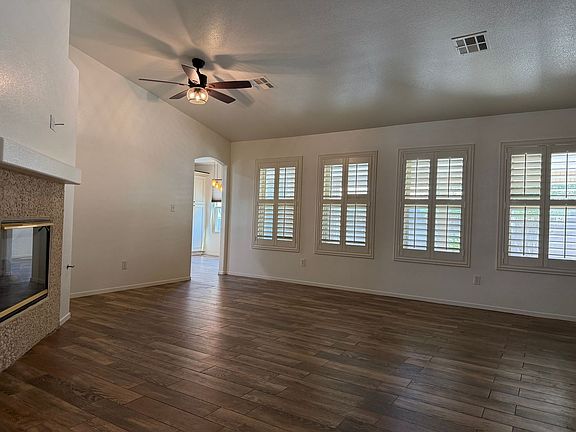 4th image of 2209 Sexton Ave