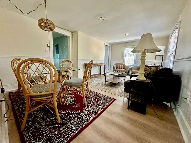411 W College Ave #B — Photo 4