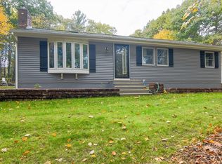 85 Paddock Rd, Rutland, MA 01543