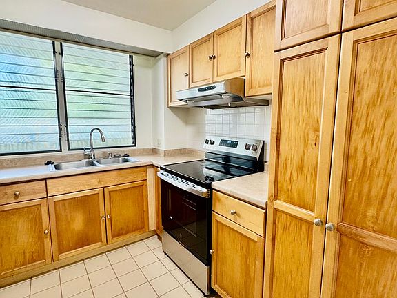 5th image of 6770 Hawaii Kai Dr APT 205