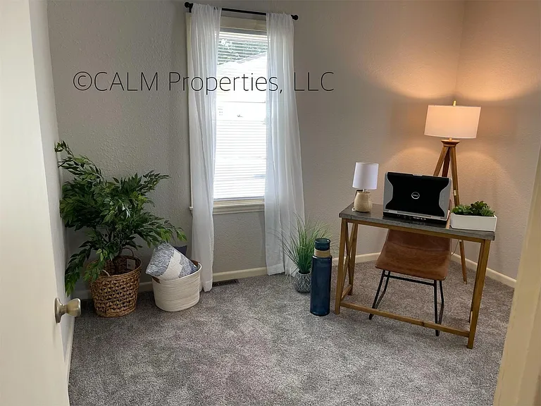 319 S Connecticut Ave — Photo 8