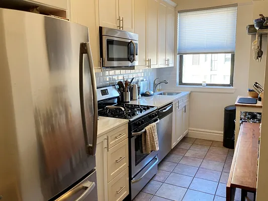 Rented by Rita S Citrin, LREB | media 29