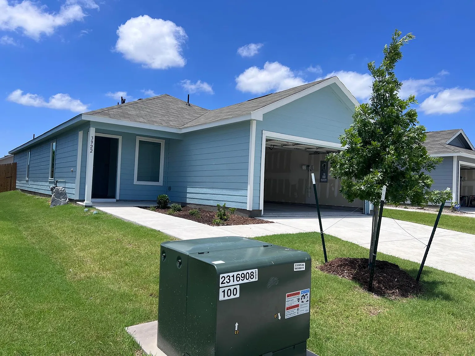 4 bed, 1600 sqft, $1,795 — Photo 3