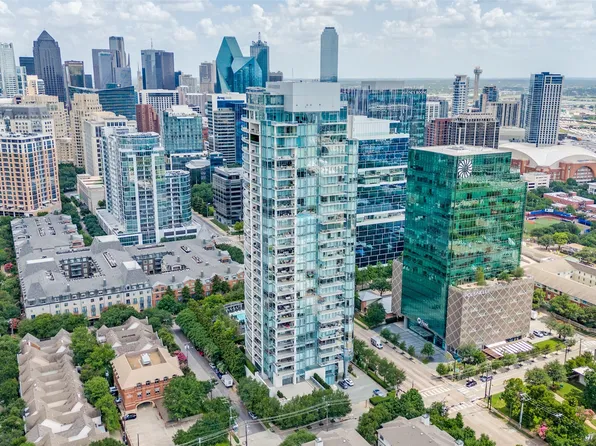 2900 McKinnon St APT 1204, Dallas, TX 75201