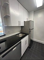 3rd image of 442 W 57th St APT 6K