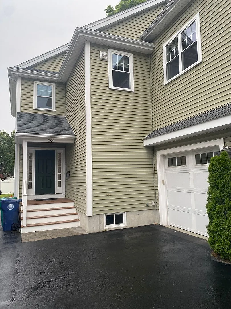 Welcome home, Prime Newtonville Location, Available NOW — Photo 1