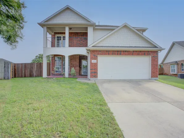 2004 Bree Ct, Fort Worth, TX 76131