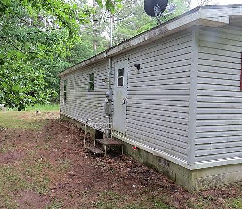 3rd image of 16590 Myers Lake Ave NE
