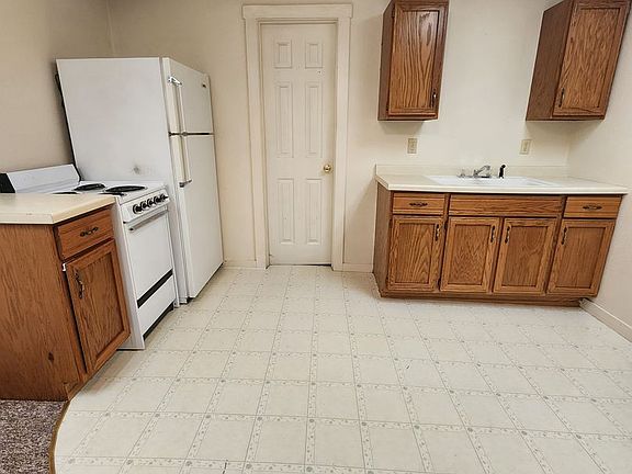5th image of 623 Jefferson Ave #11