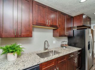 1805 W 4th St APT 3, Perry, IA 50220