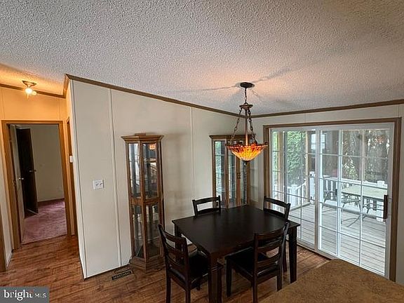 3rd image of 48 Jeffrey Rd