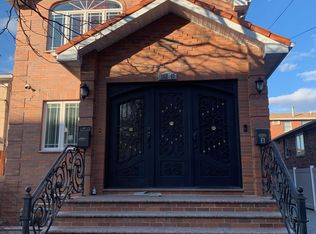 12211 25th Ave FLOOR 1, College Pt, NY 11356