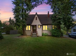 13056 1st Ave NE, Seattle, WA 98125