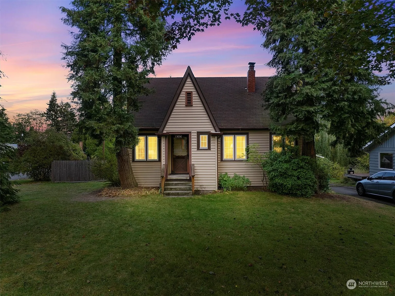 13056 1st Avenue NE photo 1