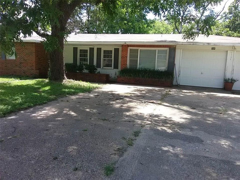 1st image of 1164 N Travis St