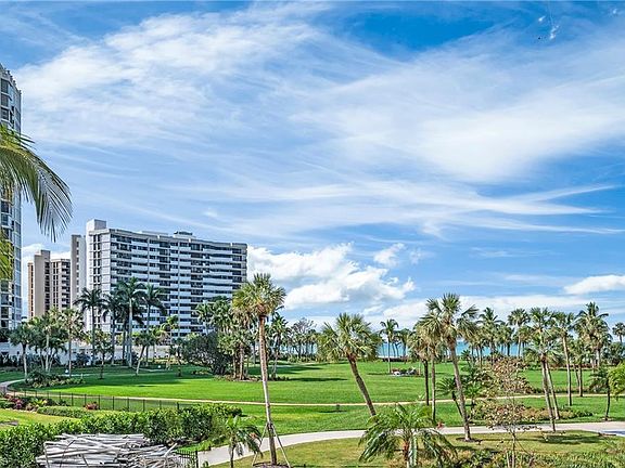 3rd image of 4041 Gulf Shore BLVD N #106