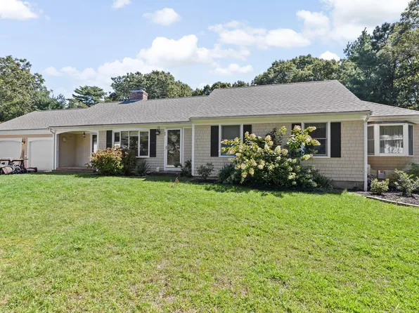 66 Roosevelt Road, Cotuit, MA 02635