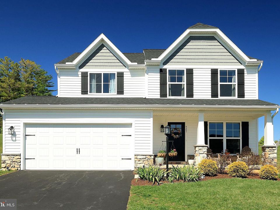 1st image of 527 Fawn Valley Rd