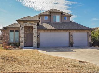 9550 E 103rd St S, Tulsa, OK 74133