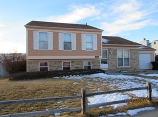 2332 Lennox Ave, Casper, WY 82601