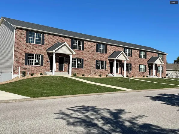 235 Bradford Ln, Waterloo, IL 62298