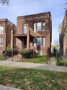 216 E 68th St, Chicago, IL, 60637
