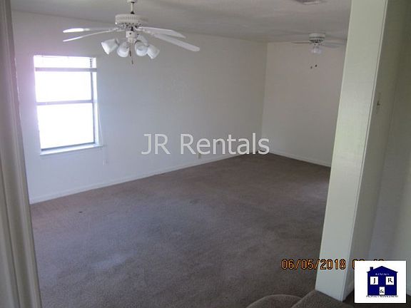 4th image of 508 Mary St