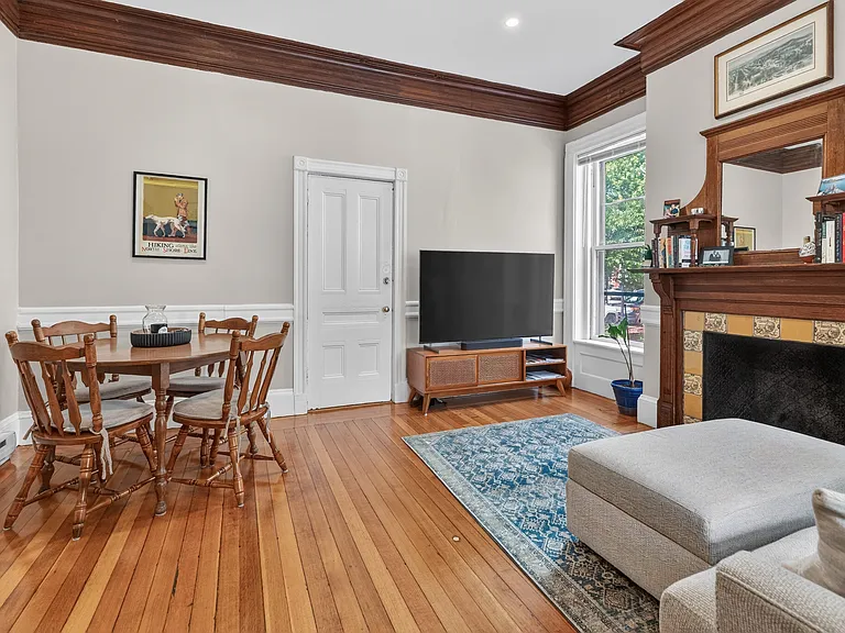 16 Cumberland St #2 — Photo 6