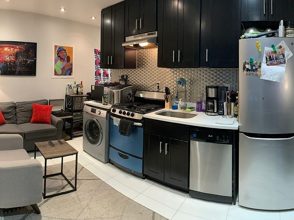 1st image of 7 W 108th St #4D4