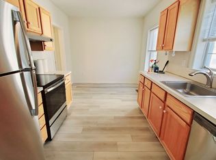 22 Scofield Ave #B, Stamford, CT 06906