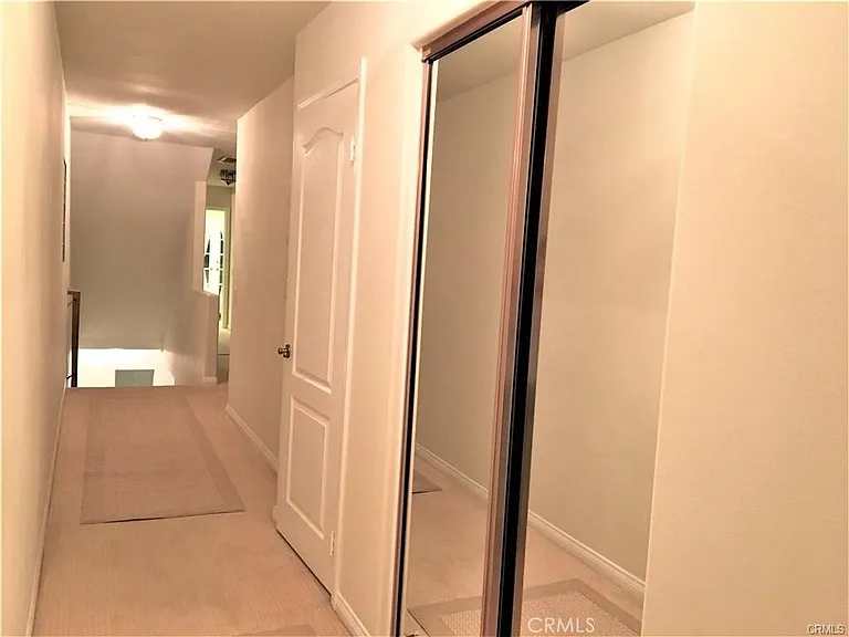 735 Alabama St — Photo 24